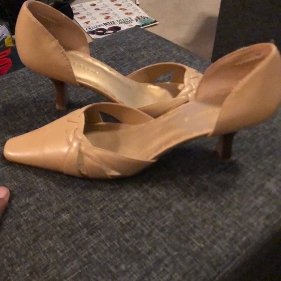 Liz Claiborne - Picture 2 of 2